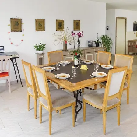 Holiday home Luxurious In *