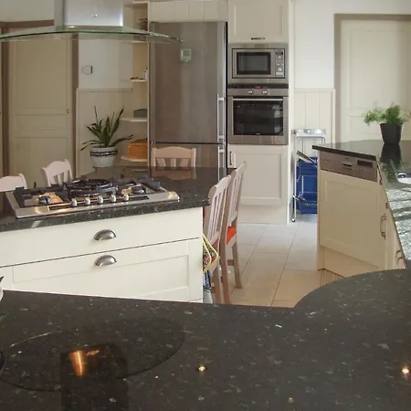 Luxurious In Holiday home