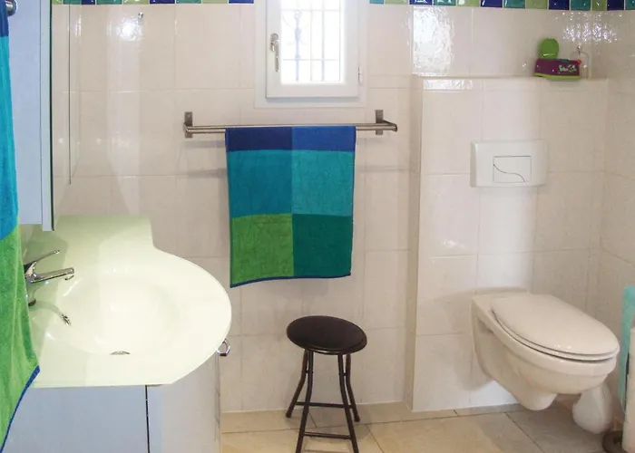 Semesterbostad Amazing In *